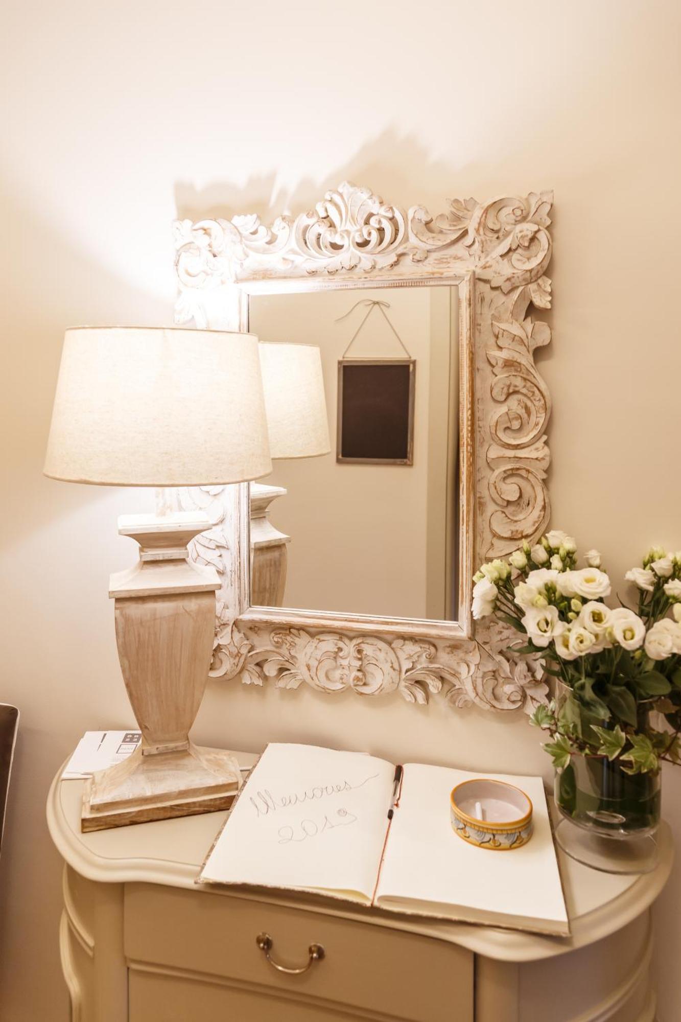 Bb 22 Charming Rooms & Apartments パレルモ エクステリア 写真