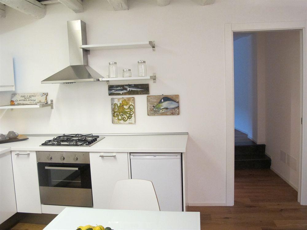 Bb 22 Charming Rooms & Apartments パレルモ エクステリア 写真