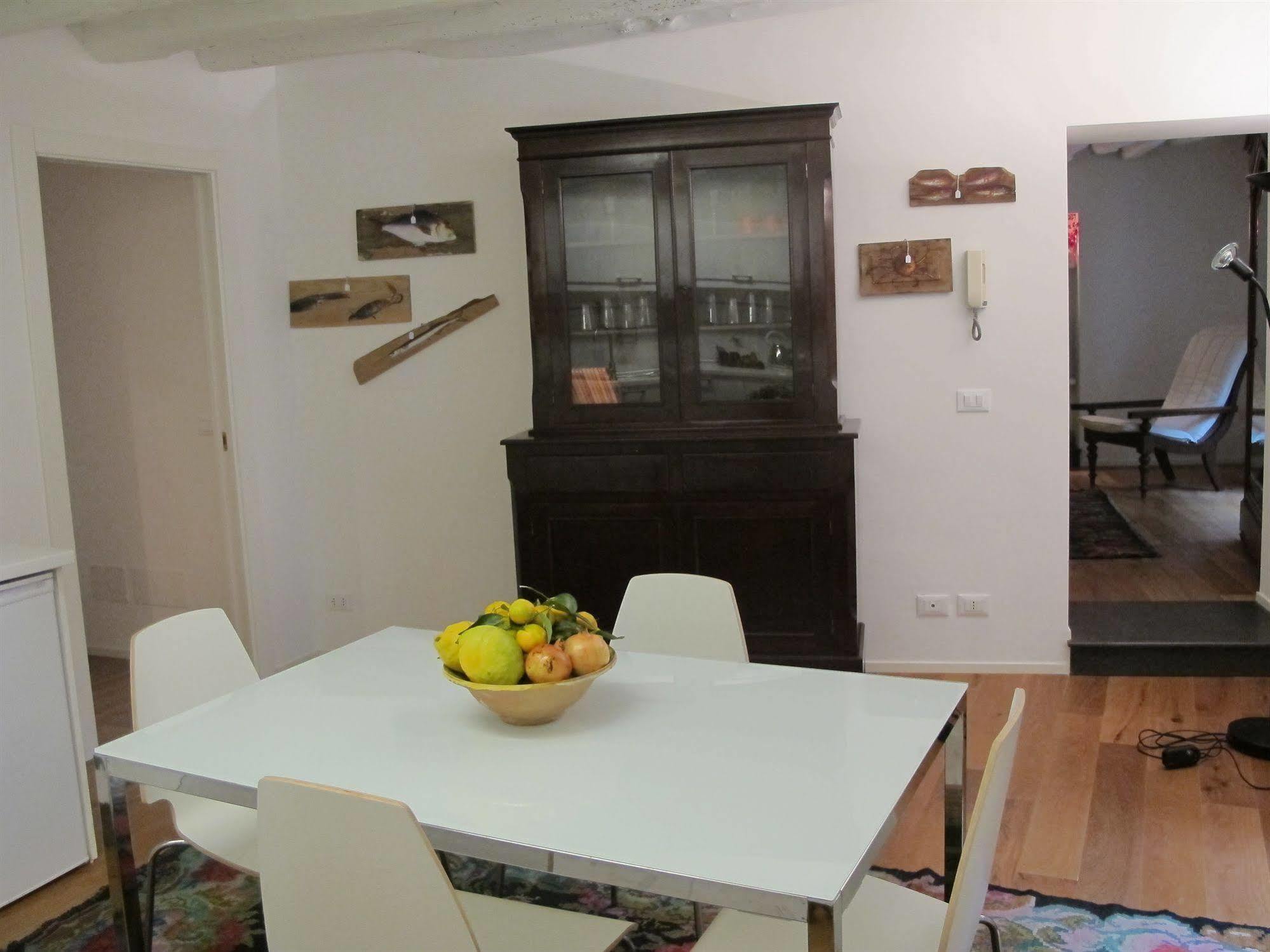 Bb 22 Charming Rooms & Apartments パレルモ エクステリア 写真