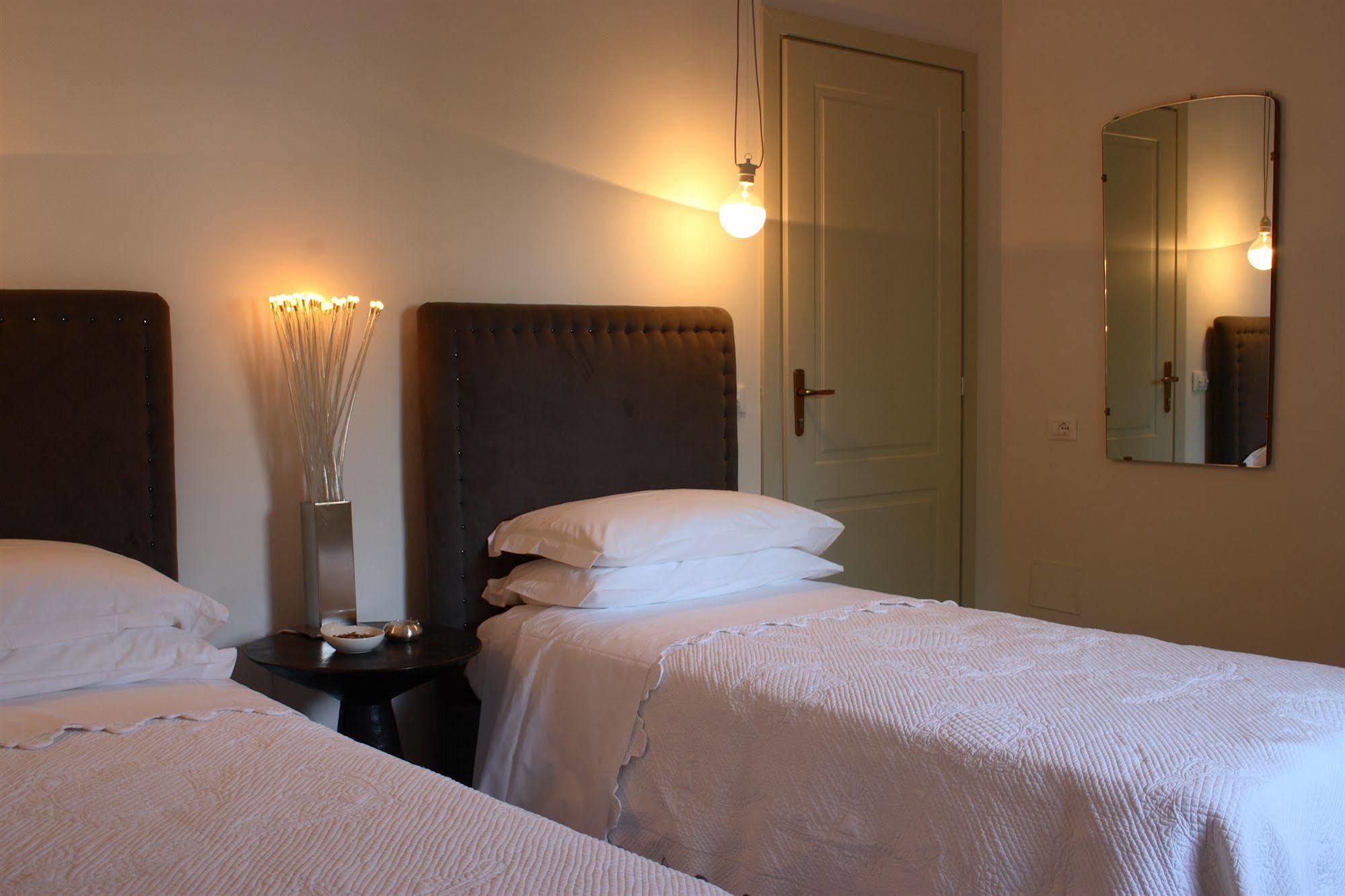 Bb 22 Charming Rooms & Apartments パレルモ エクステリア 写真